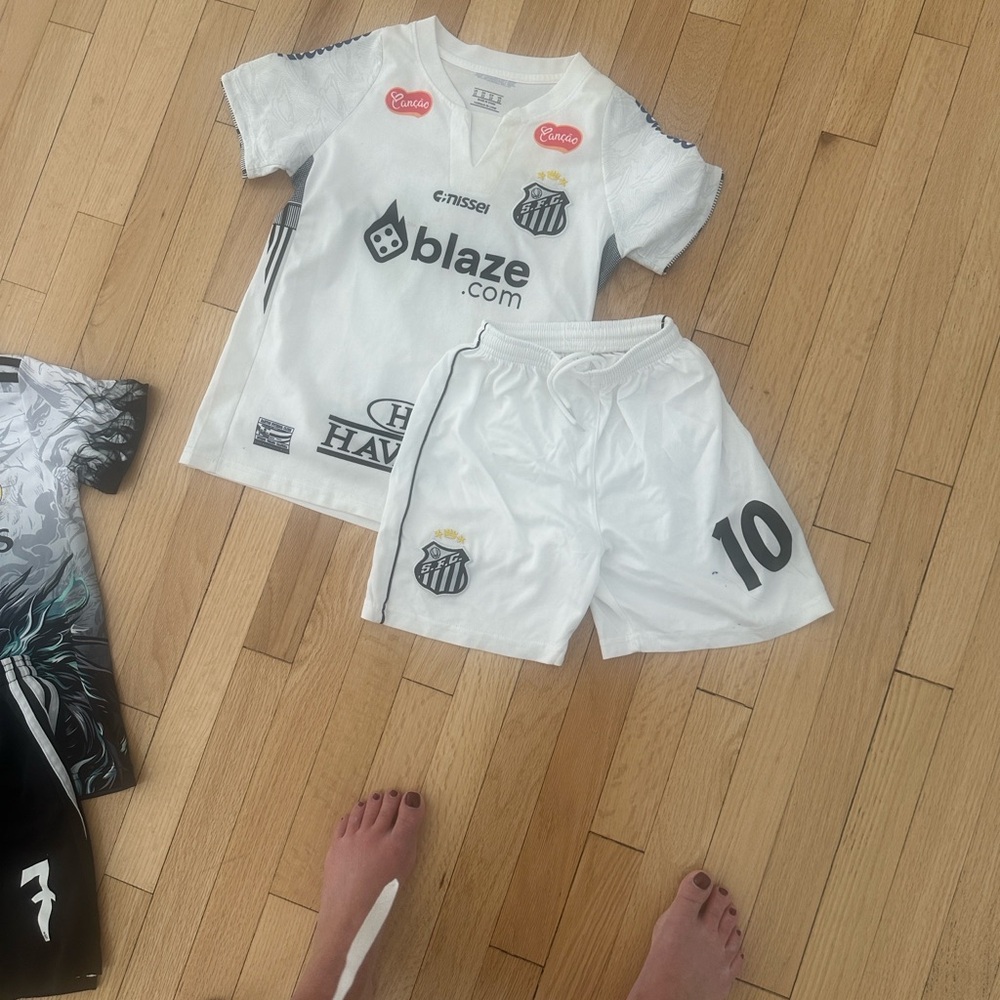 NEYMAR #10 SANTOS F.C HOME 25-26 SOCCER KIT - Picture 6 of 15
